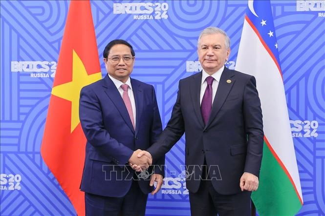 Thủ tướng Phạm Minh Chính gặp Tổng thống Uzbekistan và Tổng thống Belarus